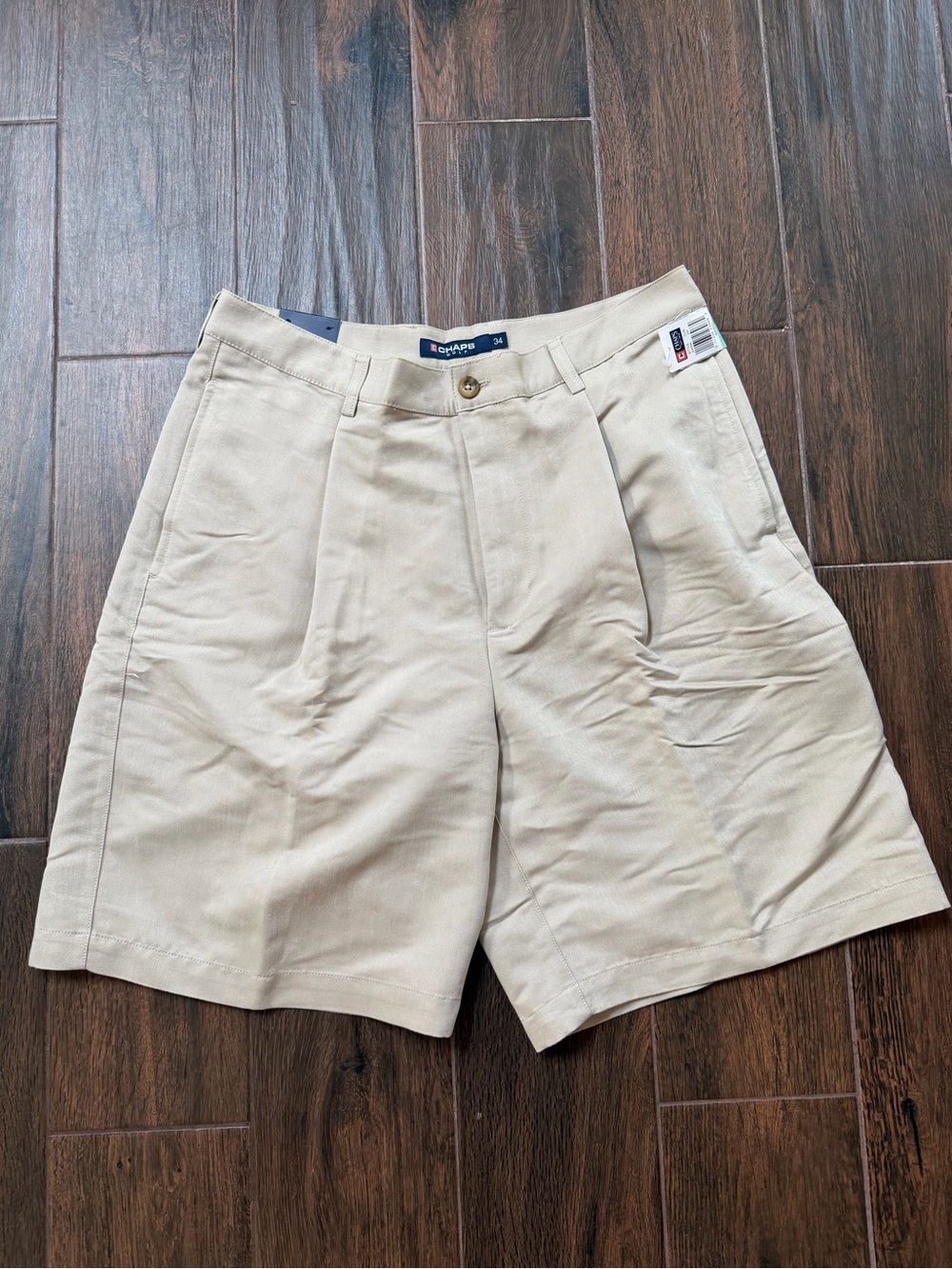 NWT Chaps Men's Classic Pleated Shorts Khaki 34 preppy casual lightweight pocket